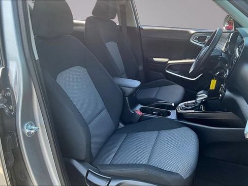 Certified 2023 Kia Soul LX w/ LX Technology Package FWD image 26