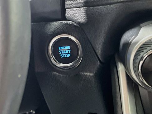 Used 2022 Toyota RAV4 XLE Premium FWD image 23