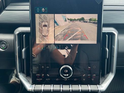 New 2026 GMC Acadia Elevation w/ Elevation Premium Package FWD image 14