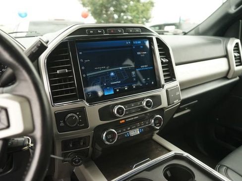 Used 2022 Ford F350 Lariat w/ Black Appearance Package AWD/4WD image 27