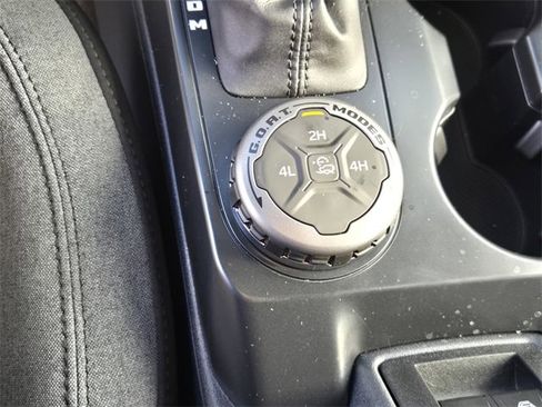 New 2025 Ford Bronco Base image 23