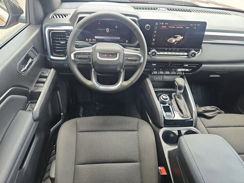 New 2025 GMC Canyon Elevation w/ Convenience Package image 15