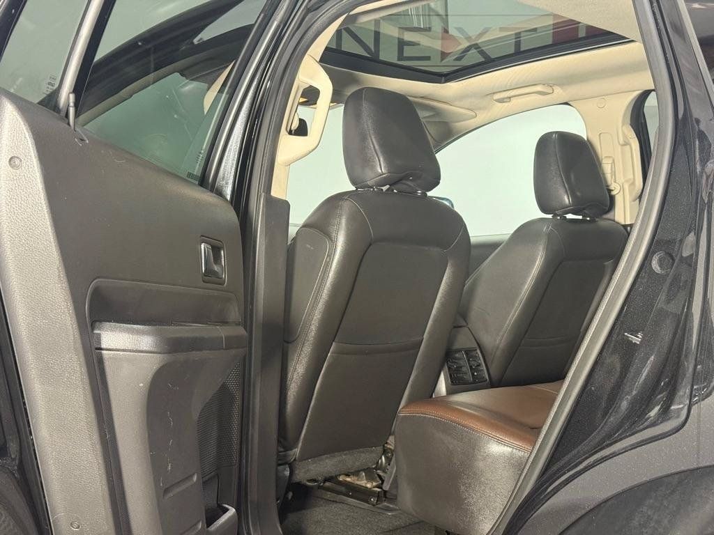 Used 2010 Ford Edge Limited FWD image 9