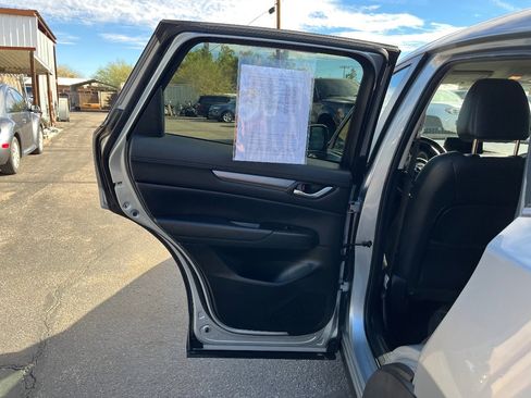 Used 2019 MAZDA CX-5 Touring image 29