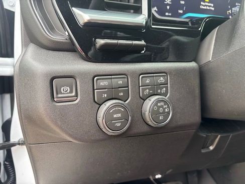 New 2026 Chevrolet Silverado 2500 High Country w/ High Country Premium Package AWD/4WD image 23