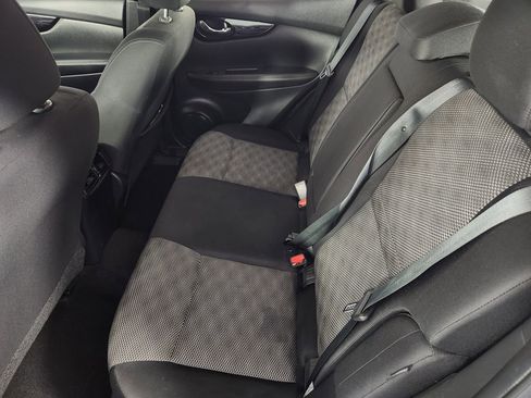 Used 2021 Nissan Rogue Sport SV AWD/4WD image 18