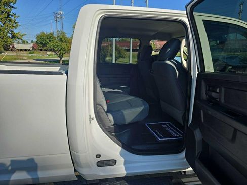 Used 2016 RAM 2500 Tradesman w/ Chrome Appearance Group image 27