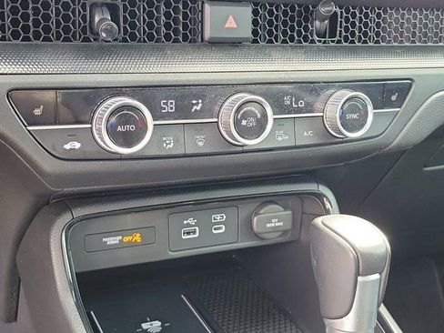 Used 2025 Honda CR-V Sport-L image 30