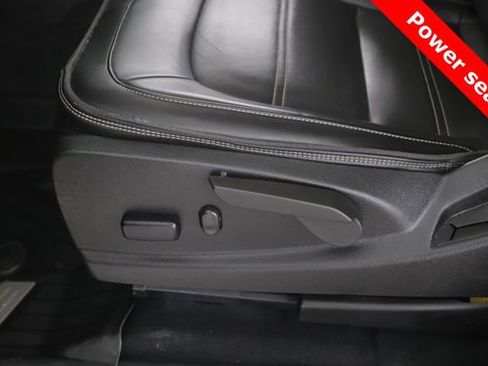 Used 2022 GMC Canyon Denali AWD/4WD image 18