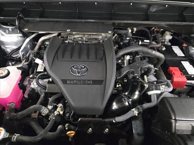 Used 2024 Toyota Highlander LE FWD image 21