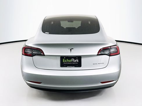 Used 2018 Tesla Model 3 Long Range image 7