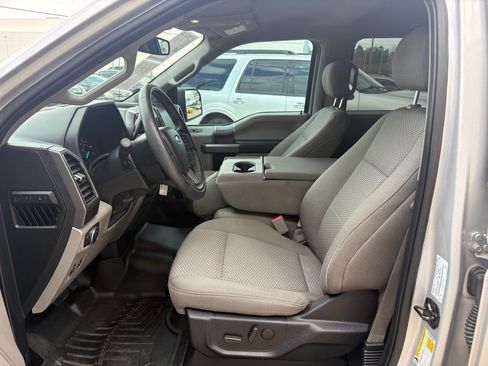 Used 2019 Ford F150 XLT w/ Equipment Group 302A Luxury RWD image 10