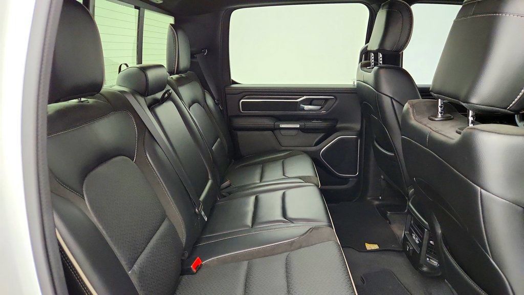 Used 2023 RAM 1500 Laramie AWD/4WD image 23