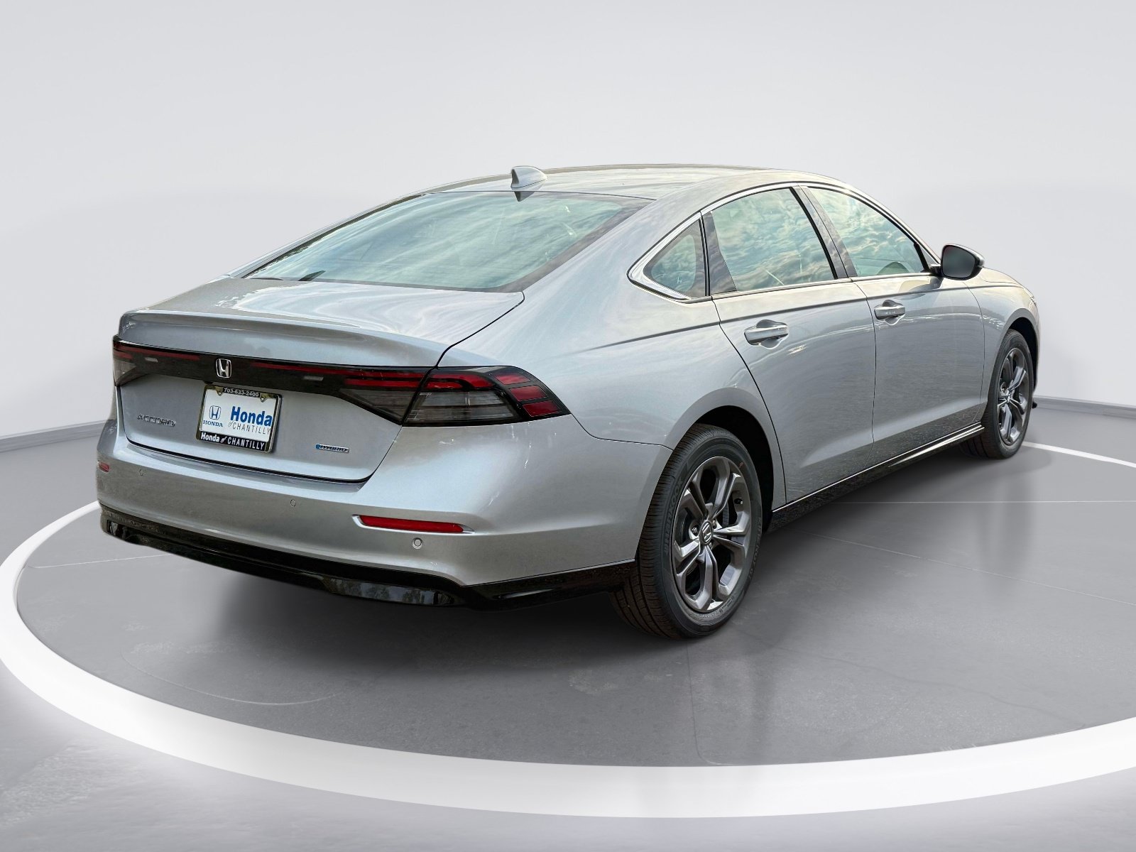 New 2026 Honda Accord Hybrid EX-L image 2