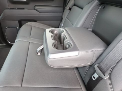 New 2026 GMC Sierra 1500 SLT w/ SLT Premium Package AWD/4WD image 29