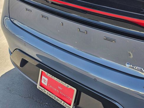 Certified 2026 Toyota Prius XLE FWD image 13