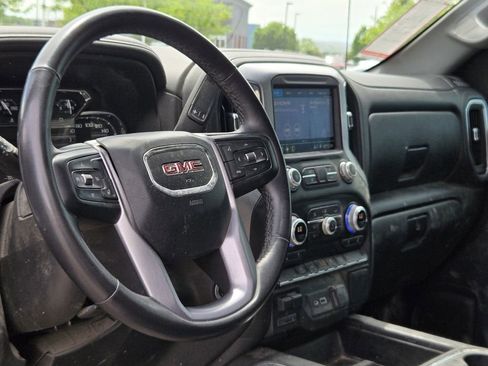 Used 2021 GMC Sierra 1500 Elevation w/ X31 Off-Road Package AWD/4WD image 2