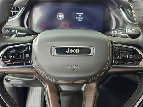 New 2025 Jeep Grand Cherokee Summit w/ Obsidian Package image 21