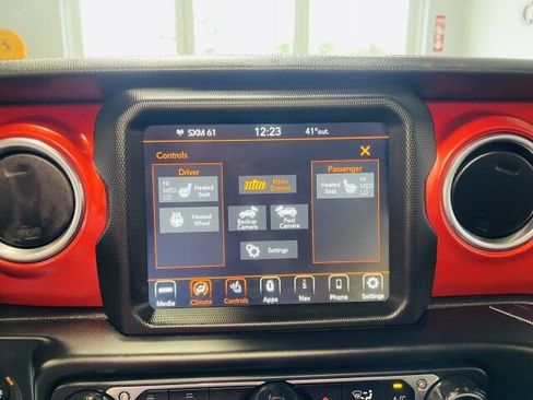 Used 2022 Jeep Wrangler Unlimited Rubicon w/ Steel Bumper Group AWD/4WD image 23