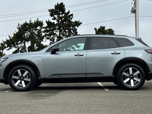Used 2024 Honda Prologue Touring image 2