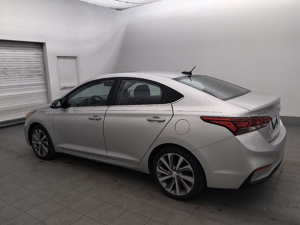 Used 2020 Hyundai Accent Limited FWD image 3