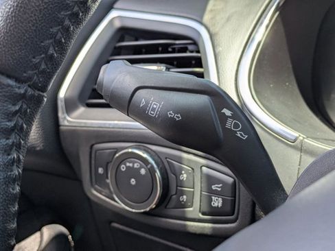 Used 2021 Ford Edge Titanium w/ Equipment Group 301A image 13