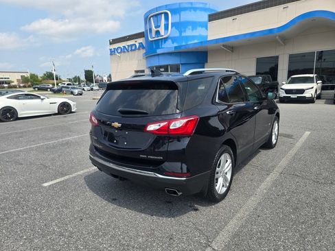 Used 2020 Chevrolet Equinox Premier AWD/4WD image 8