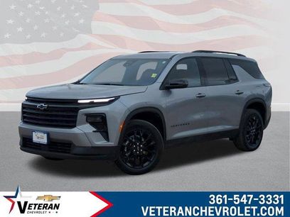 Used 2025 Chevrolet Traverse LT w/ Midnight/Sport Edition