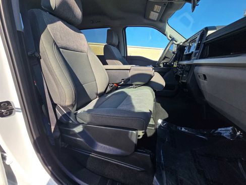 Used 2024 Ford F250 XLT w/ FX4 Off-Road Package image 11