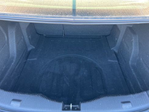 Used 2017 Chevrolet Cruze LT w/ Convenience Package image 7