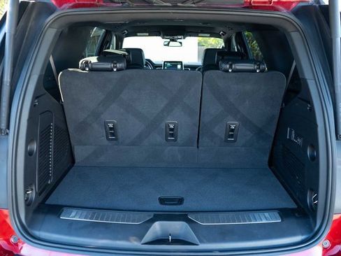 Used 2022 Chevrolet Tahoe RST w/ Luxury Package image 8