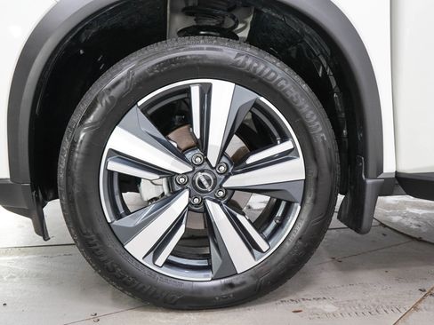 Used 2023 Nissan Rogue SL w/ SL Premium Package AWD/4WD image 31