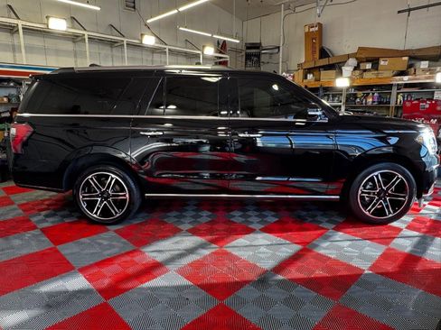 Used 2021 Ford Expedition Max Limited image 8