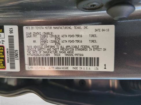 Used 2018 Toyota Tacoma SR w/ SR Convenience Package image 23