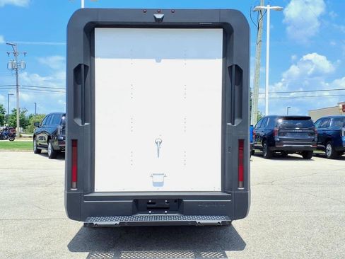 New 2025 Chevrolet Brightdrop 600 image 25