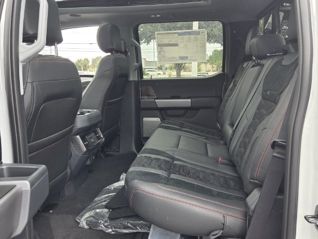 New 2026 Ford F250 Lariat w/ Black Appearance Package AWD/4WD image 14