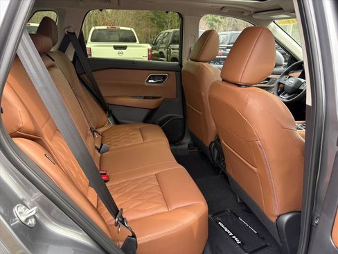 New 2026 Nissan Rogue Platinum image 20