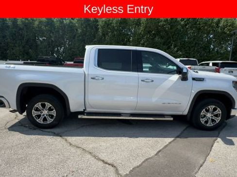 Used 2024 GMC Sierra 1500 SLT AWD/4WD image 9