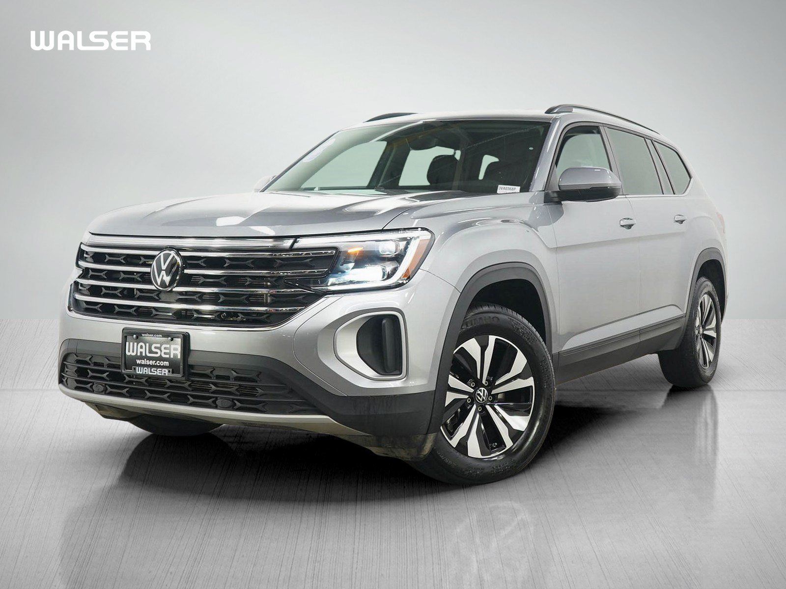 Used 2026 Volkswagen Atlas SE AWD/4WD image 1