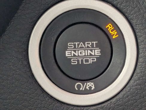 Used 2022 RAM 1500 Big Horn AWD/4WD image 33