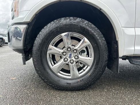 Used 2019 Ford F150 Lariat image 19