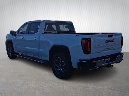 New 2026 GMC Sierra 1500 SLT w/ SLT Premium Package image 3