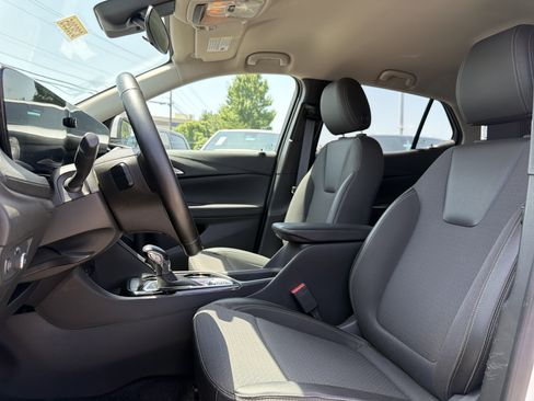 Used 2024 Buick Encore GX Preferred FWD image 16