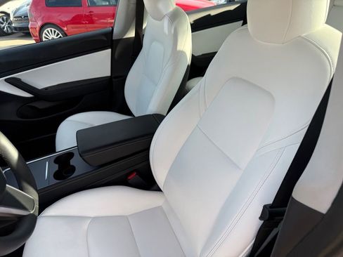 Used 2021 Tesla Model 3 Long Range image 23