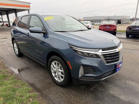 Used 2024 Chevrolet Equinox LT w/ LPO, Floor Liner Package image 7