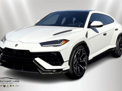 Used 2023 Lamborghini Urus Performante image 2