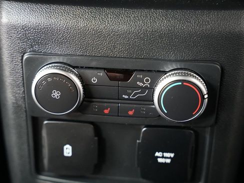 Used 2020 Ford Explorer Limited image 44