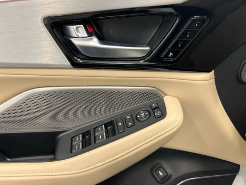 Used 2023 Acura MDX SH-AWD w/ Technology Package image 6