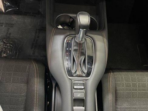 Certified 2025 Honda HR-V Sport image 19
