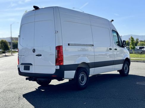 New 2025 Mercedes-Benz Sprinter 2500 image 7